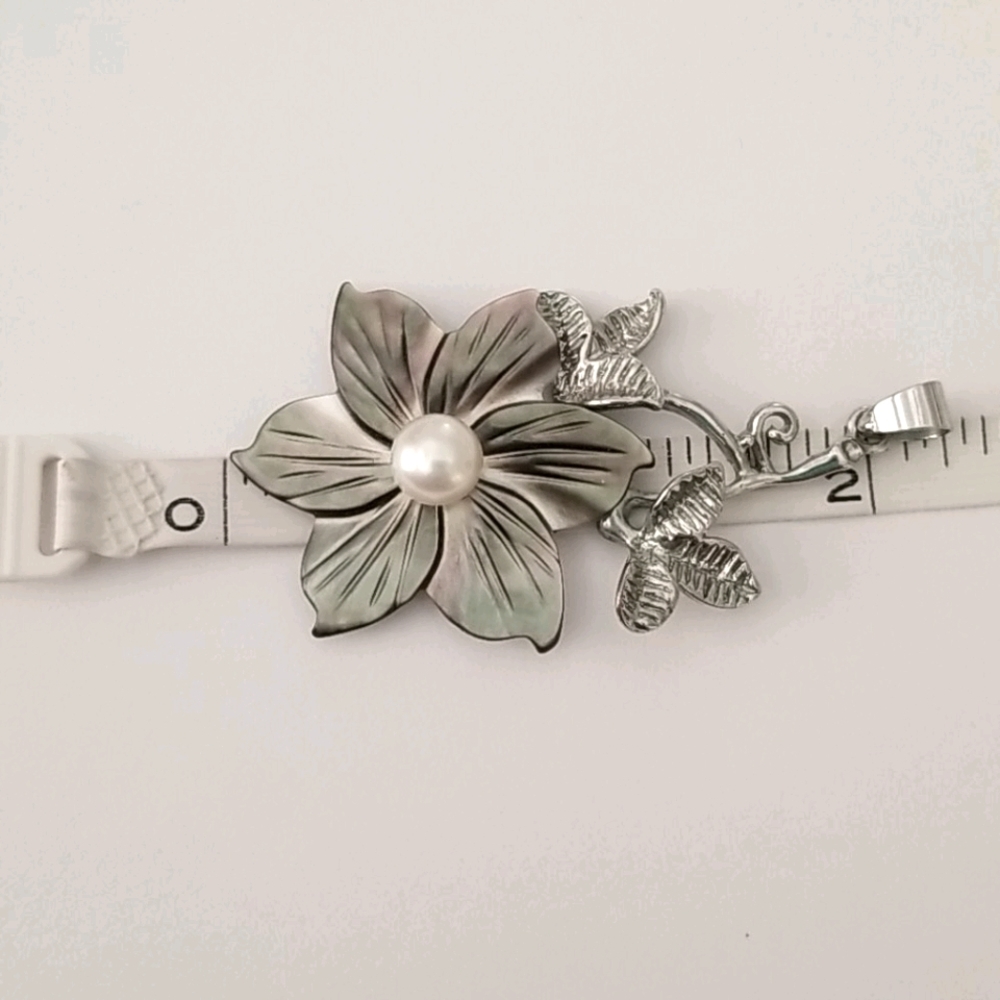 Floral Vintage Pendant - Picture 4 of 5